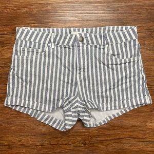 H&M striped shorts